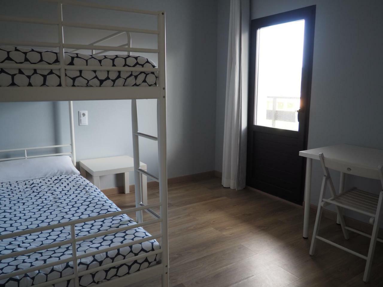 Hostel Once Nudos Luanco Bagian luar foto