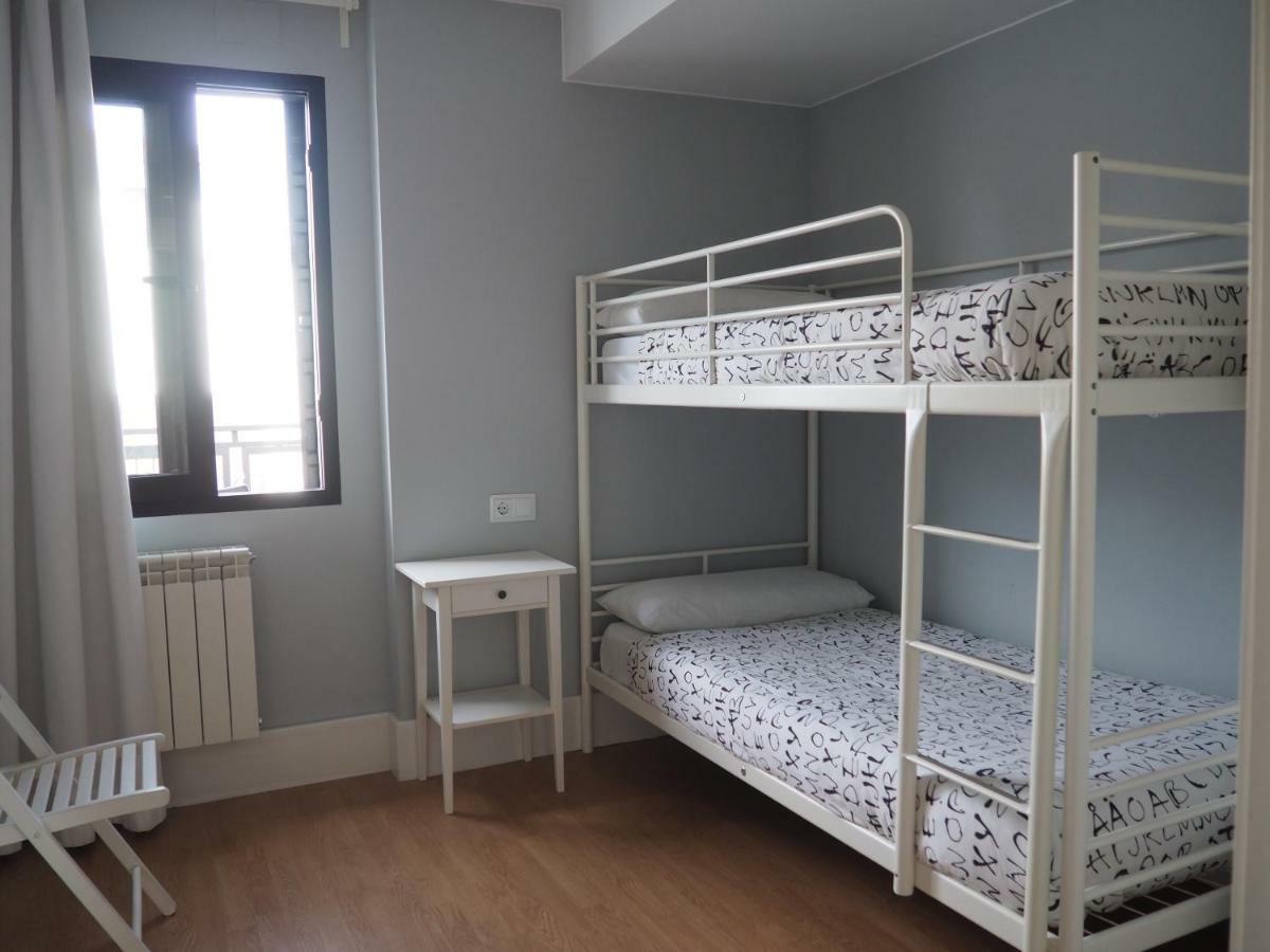 Hostel Once Nudos Luanco Bagian luar foto